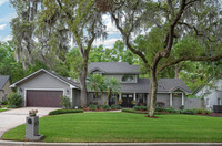 934 Deerwood Loop