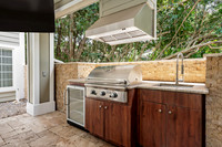 Outdoor Kitchen 3