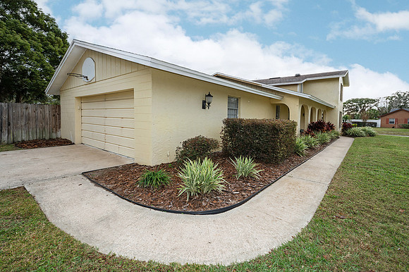 Front Left Circular Walkway