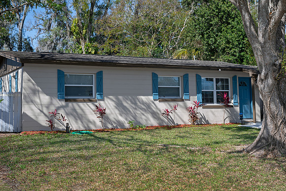 Front Left Side