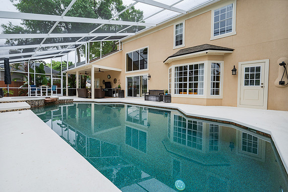 Pool 4