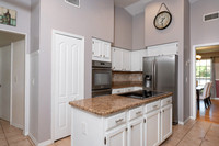 Kitchen 4