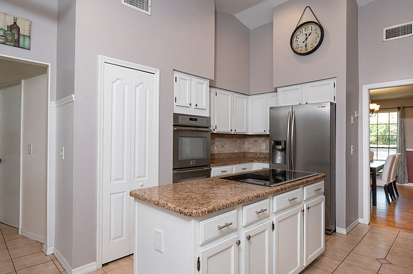 Kitchen 4