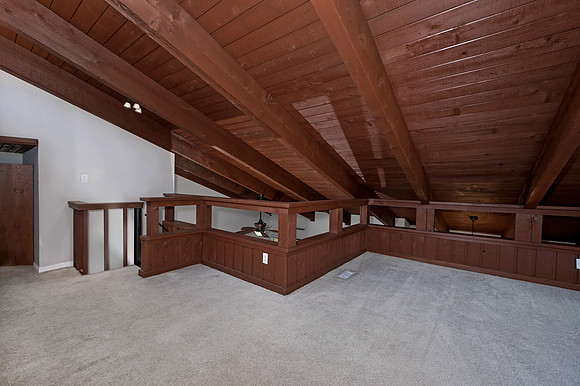Loft 2